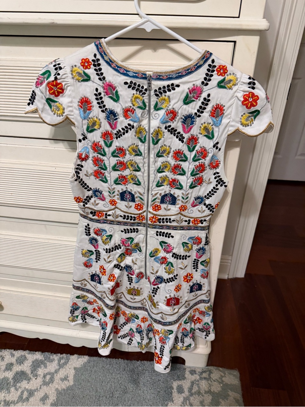Alice + Olivia White Embroidered Maxi Dress with Multicolor Floral Motif - Picture 2 of 2